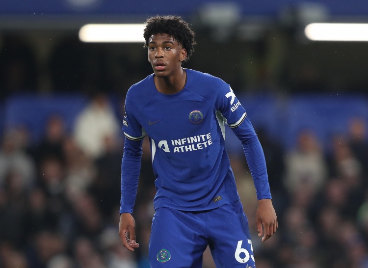 记者：曼城有意切尔西后卫小将阿奇姆彭，伯恩茅斯此前求租被拒