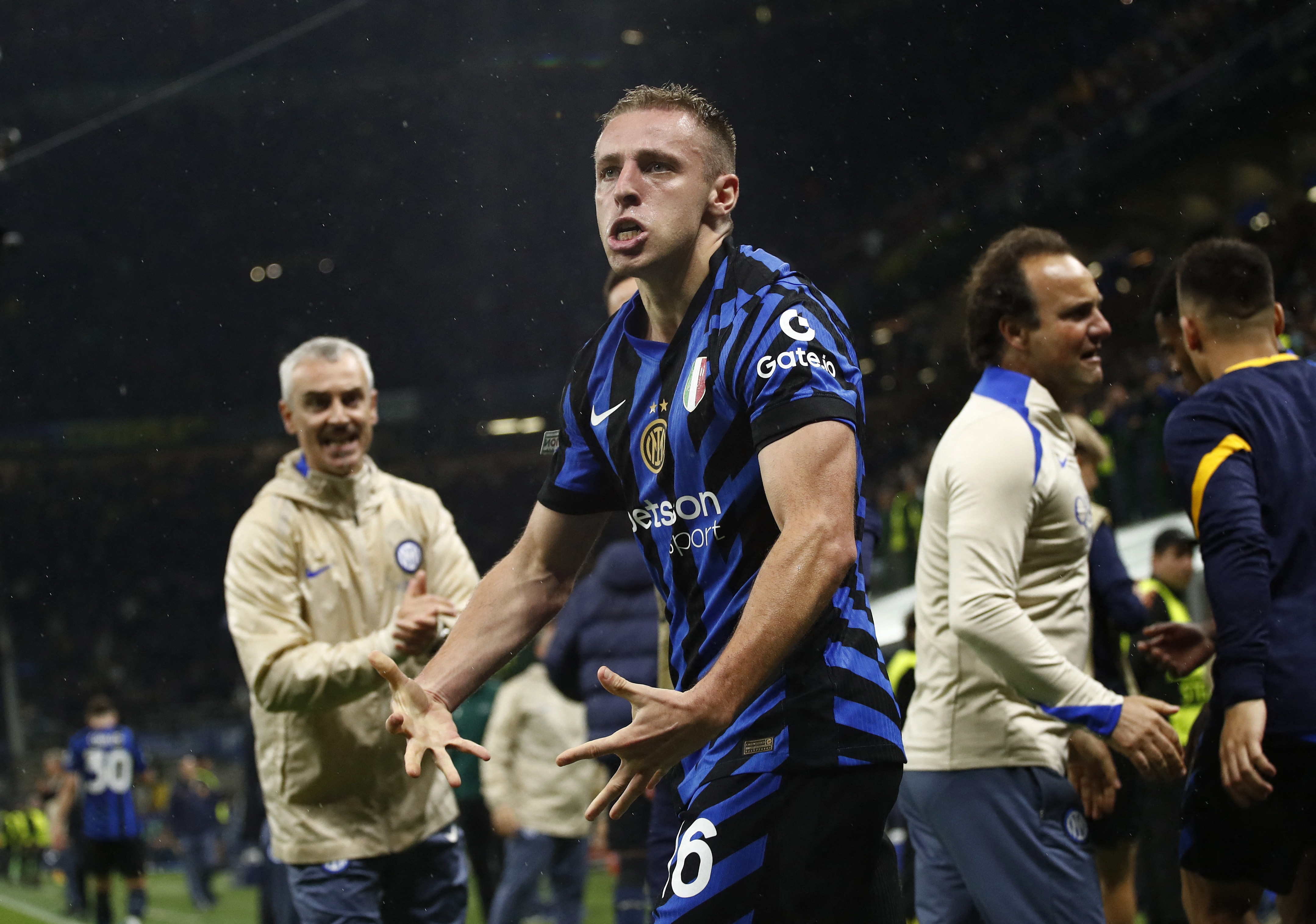 博鱼体育-莫雷托：纽卡夏窗报价弗拉泰西被国米拒绝 那不勒斯截胡博尼失败